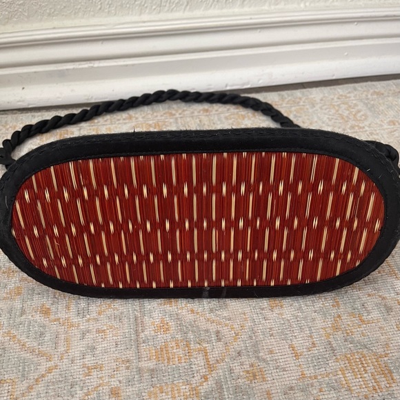 Baskets of Cambodia, vintage zip up “bucket” purse - Picture 8 of 8